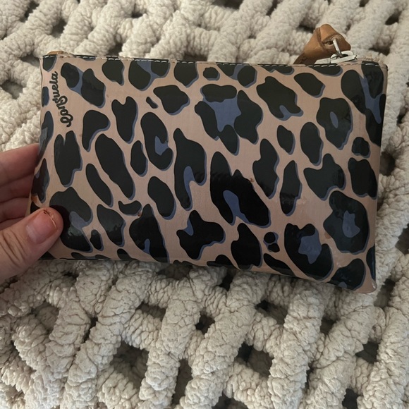 Consuela leopard crossbody and wallet. Duluth Genuine leather crossbody. - Picture 5 of 6